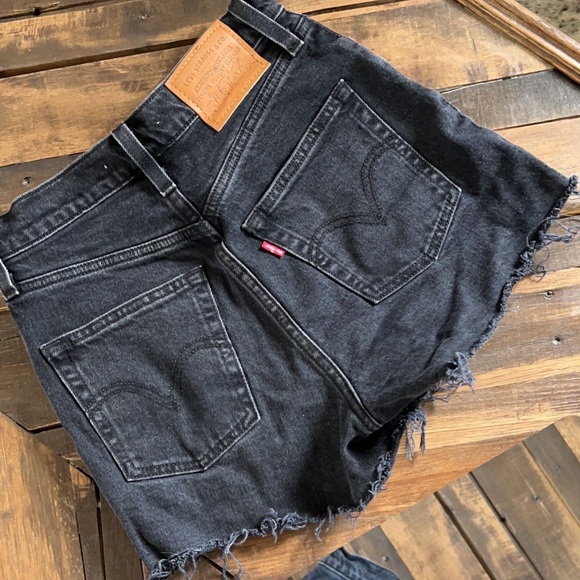 Levi’s 501 Jean shorts - Picture 1 of 2